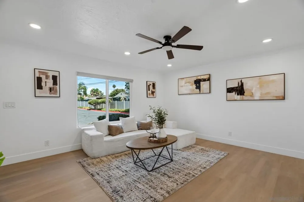 5800 Lake Murray Blvd #11 La Mesa, CA 91942
