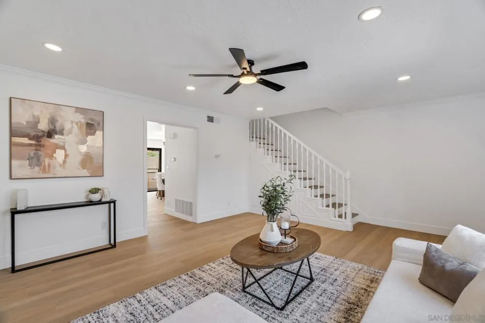 5800 Lake Murray Blvd #11 La Mesa, CA 91942
