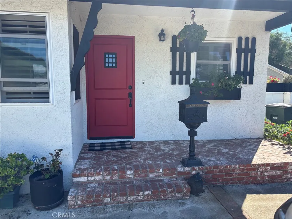 4924 W Carson Torrance, CA 90503