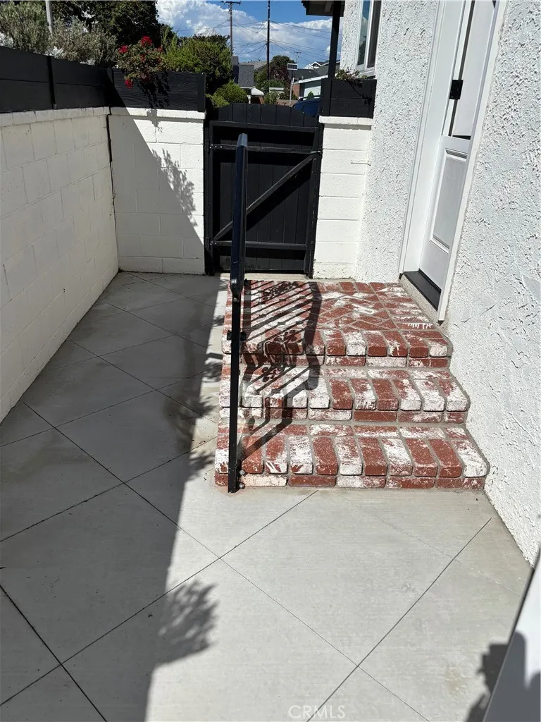 4924 W Carson Torrance, CA 90503