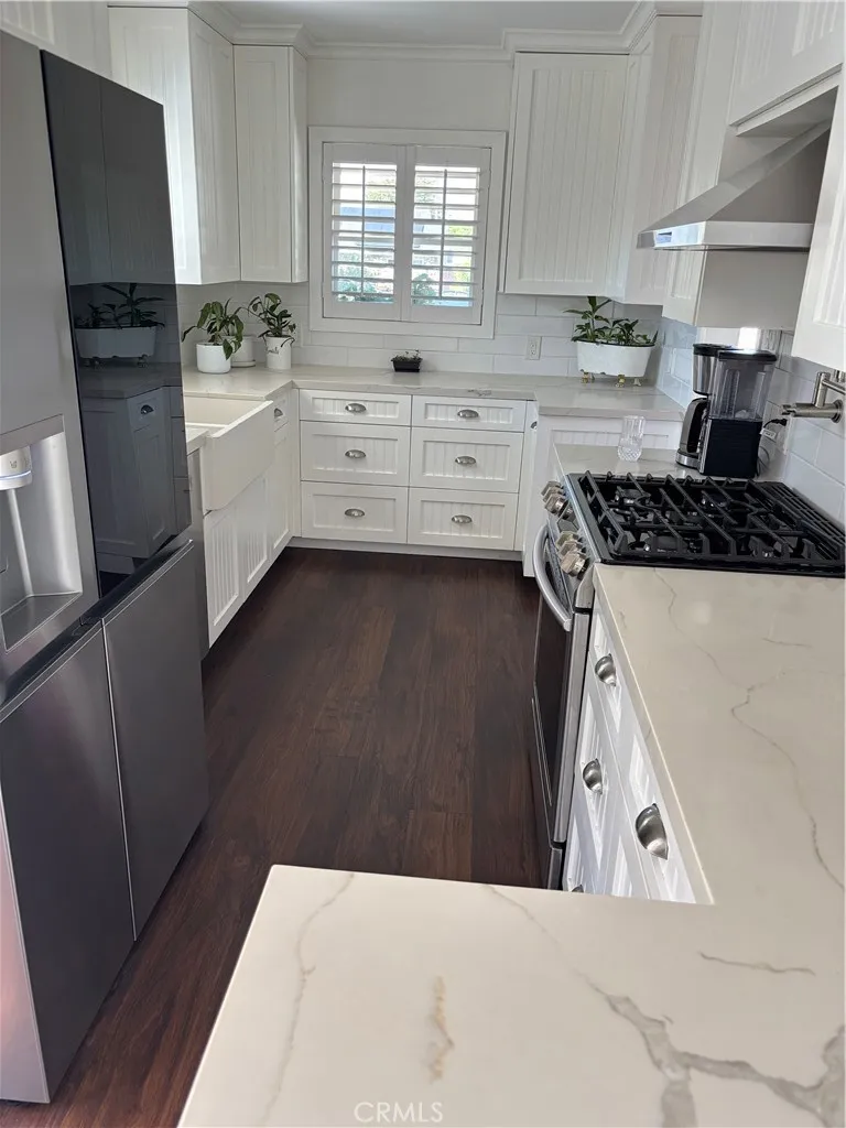 4924 W Carson Torrance, CA 90503