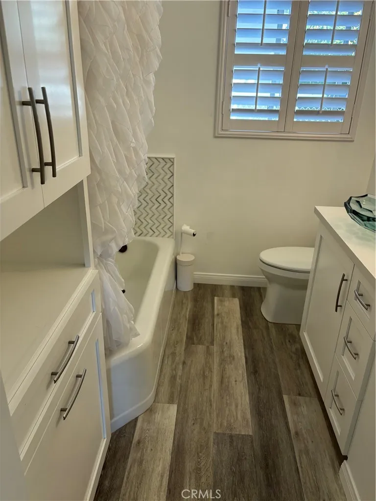 4924 W Carson Torrance, CA 90503