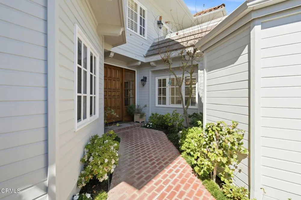 2317 Canyonback Road Los Angeles, CA 90049
