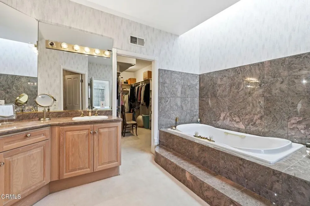 2317 Canyonback Road Los Angeles, CA 90049