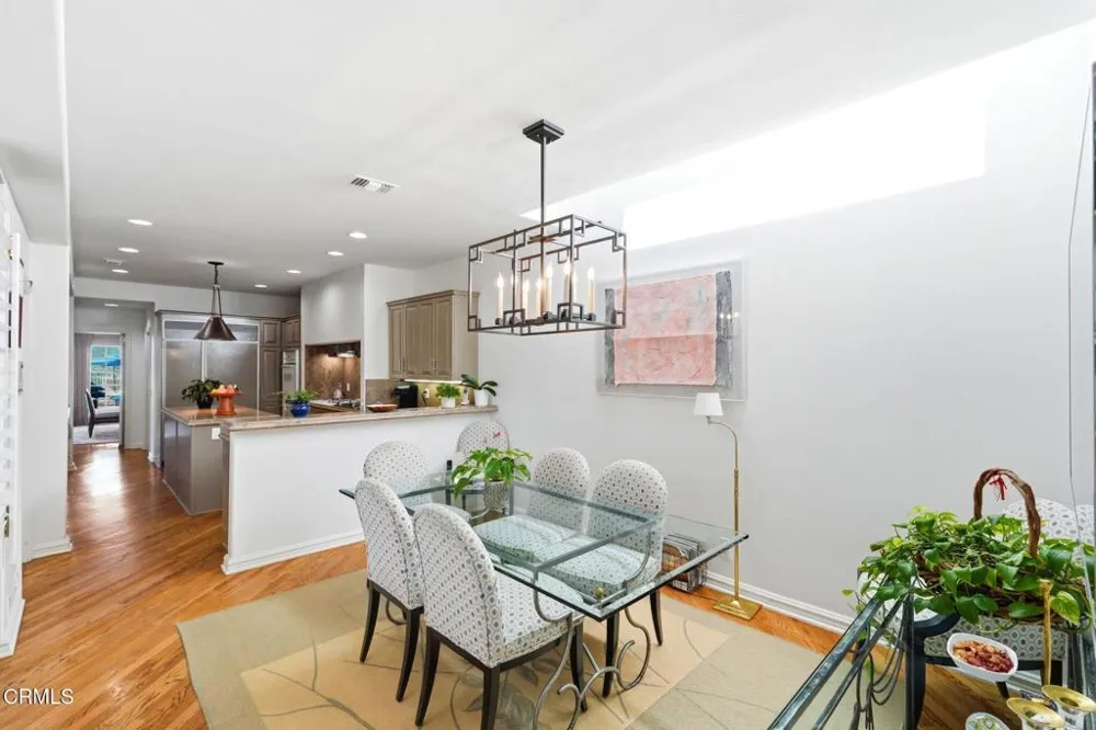 2317 Canyonback Road Los Angeles, CA 90049