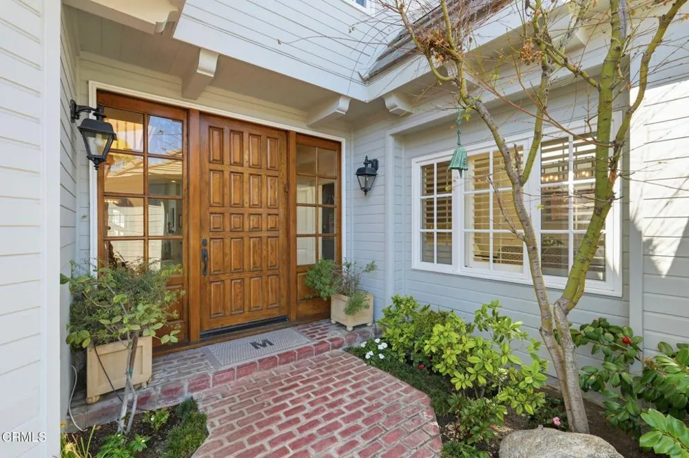 2317 Canyonback Road Los Angeles, CA 90049