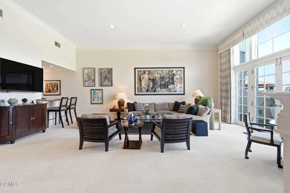 2317 Canyonback Road Los Angeles, CA 90049