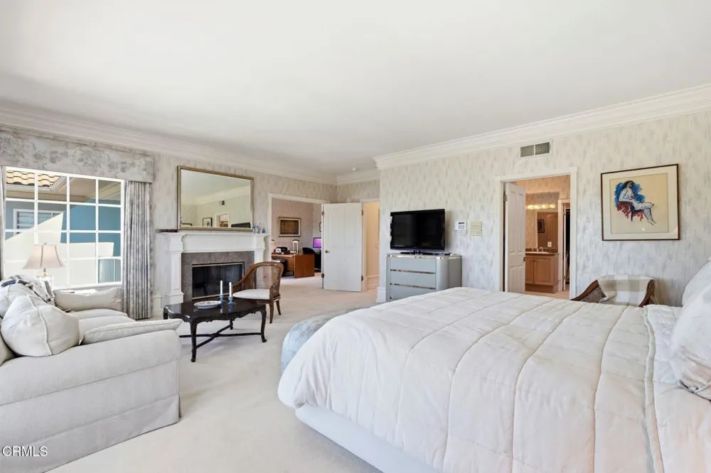2317 Canyonback Road Los Angeles, CA 90049