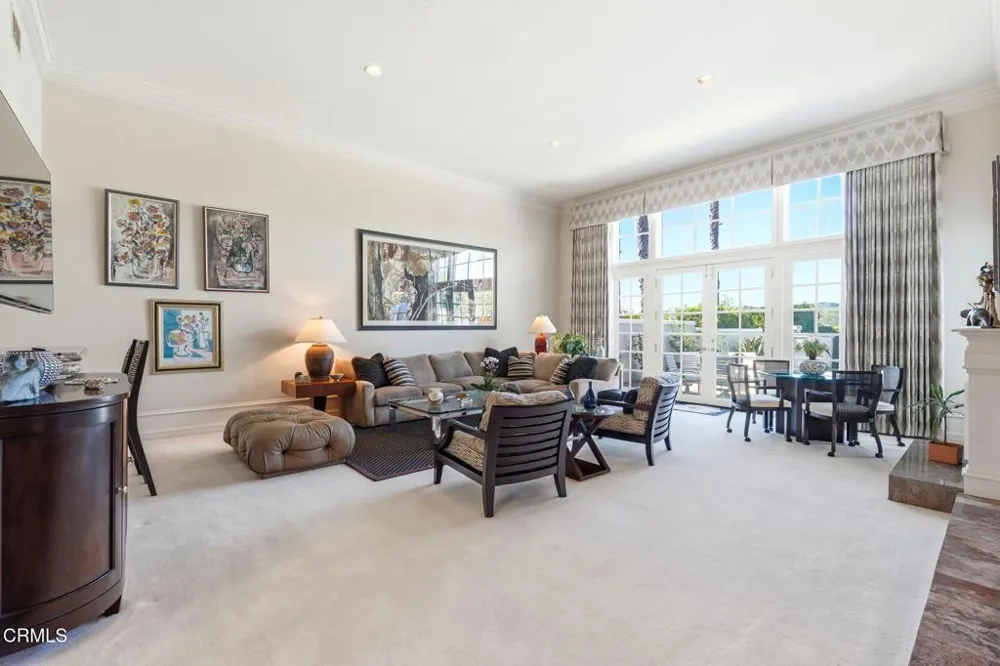 2317 Canyonback Road Los Angeles, CA 90049