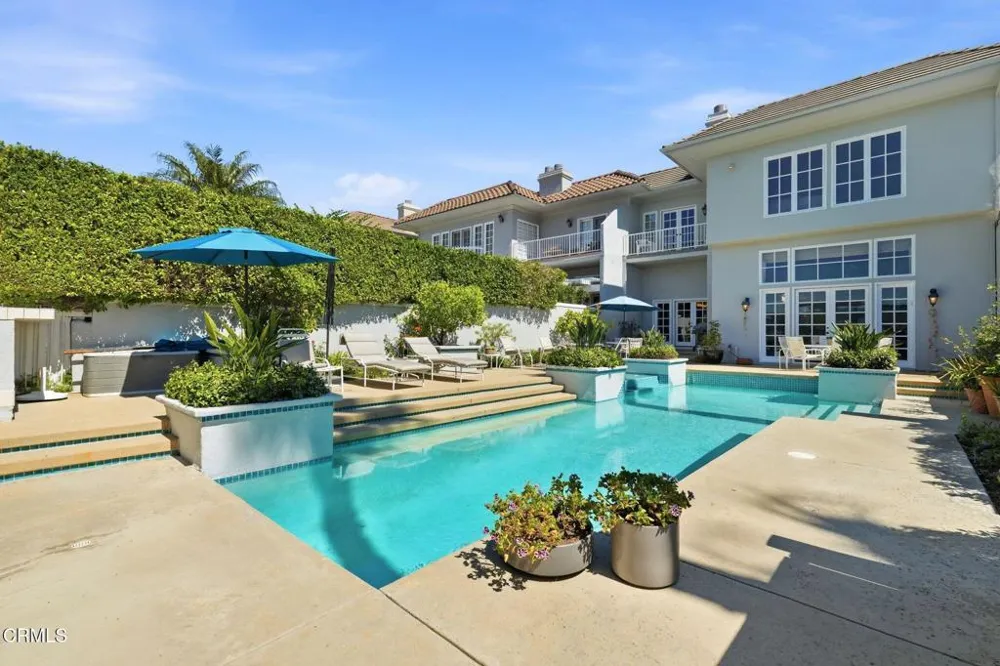 2317 Canyonback Road Los Angeles, CA 90049
