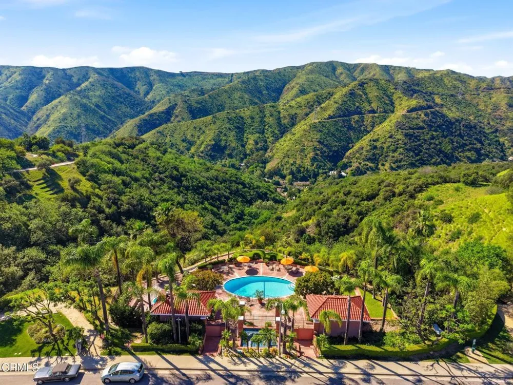 2317 Canyonback Road Los Angeles, CA 90049