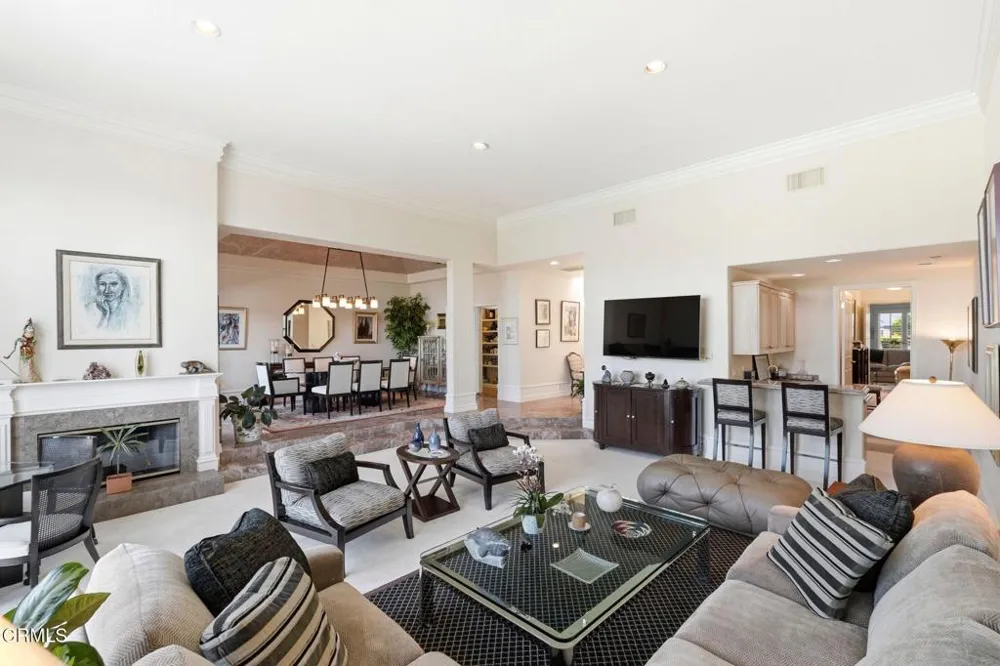 2317 Canyonback Road Los Angeles, CA 90049