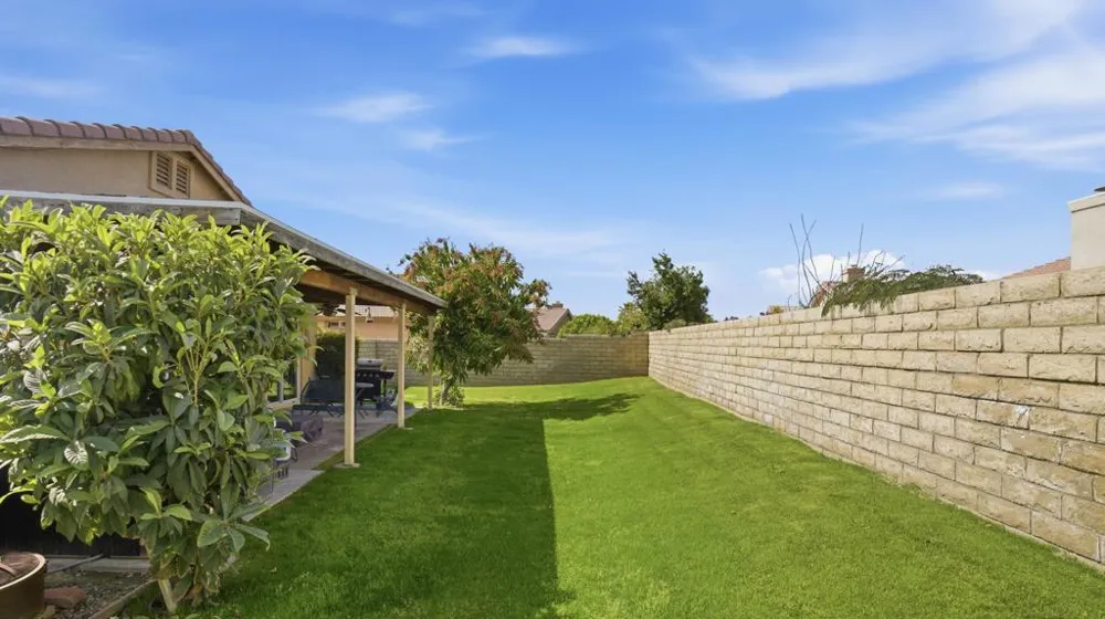 82546 Lincoln Drive Indio, CA 92201