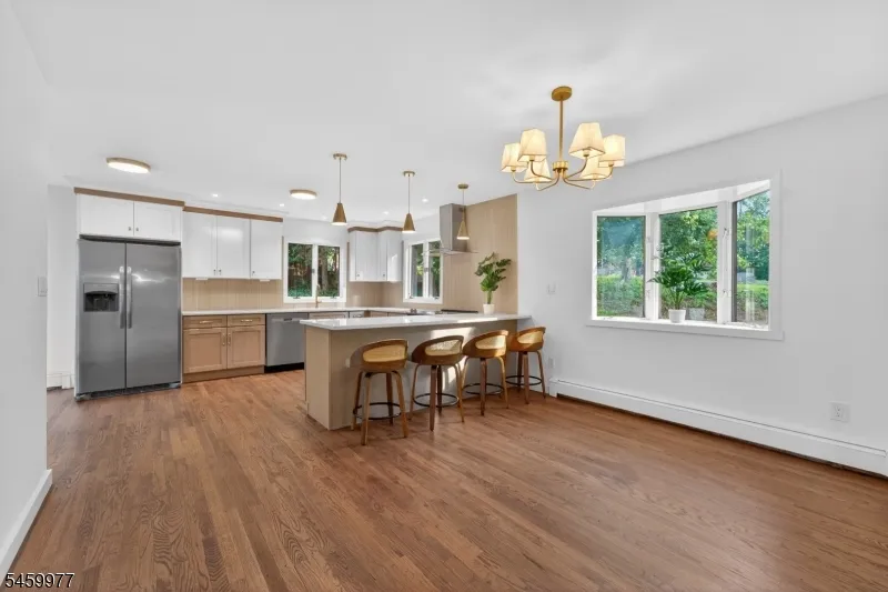 6 RACE STREET Union, NJ 08867