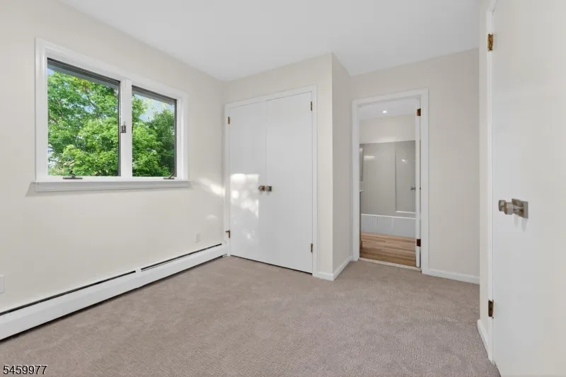 6 RACE STREET Union, NJ 08867