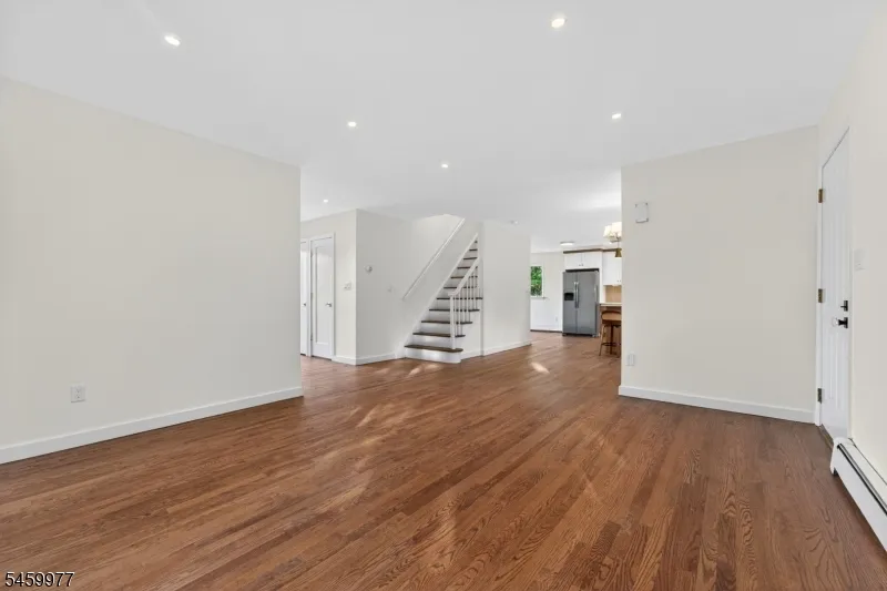 6 RACE STREET Union, NJ 08867