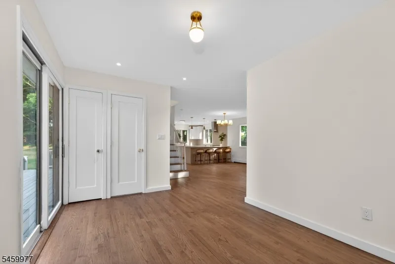 6 RACE STREET Union, NJ 08867
