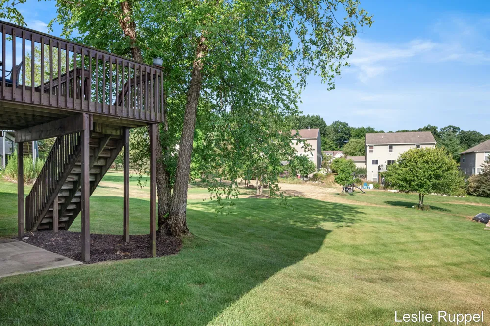 2643 Arbor Chase Drive NE Grand Rapids, MI 49525