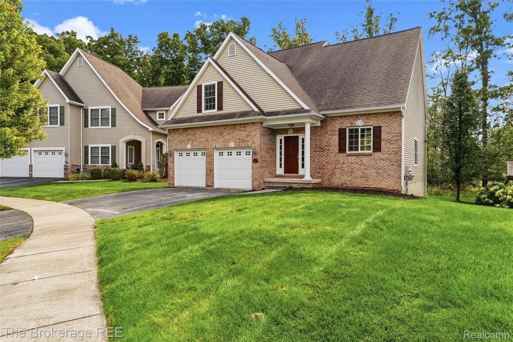 10199 Edgewood Drive Grand Blanc Charter Township, MI 48439