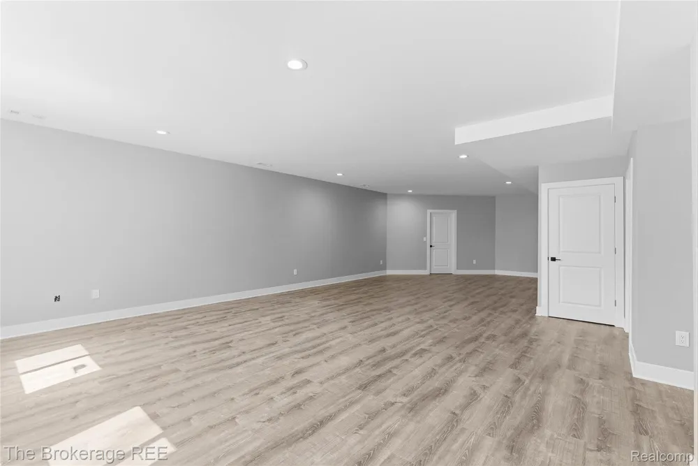 10199 Edgewood Drive Grand Blanc Charter Township, MI 48439