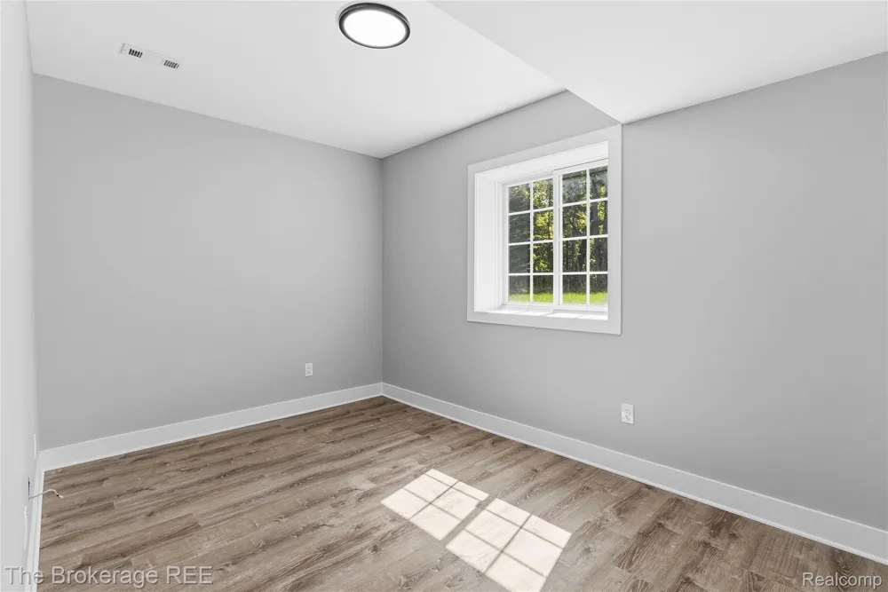 10199 Edgewood Drive Grand Blanc Charter Township, MI 48439