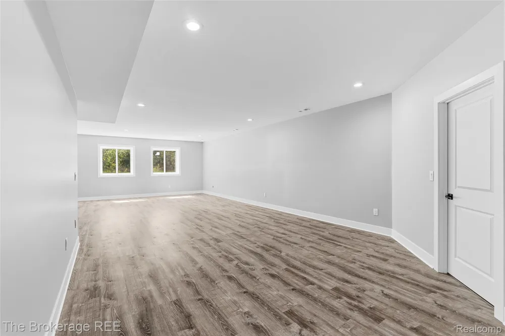 10199 Edgewood Drive Grand Blanc Charter Township, MI 48439