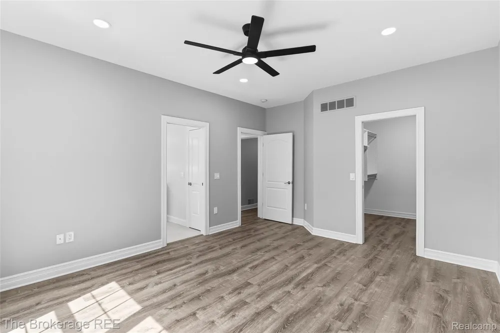 10199 Edgewood Drive Grand Blanc Charter Township, MI 48439