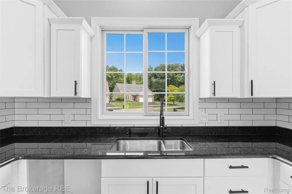 10199 Edgewood Drive Grand Blanc Charter Township, MI 48439