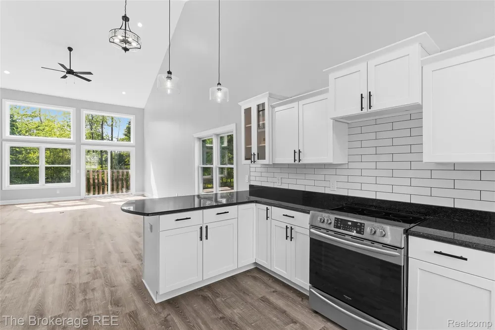10199 Edgewood Drive Grand Blanc Charter Township, MI 48439