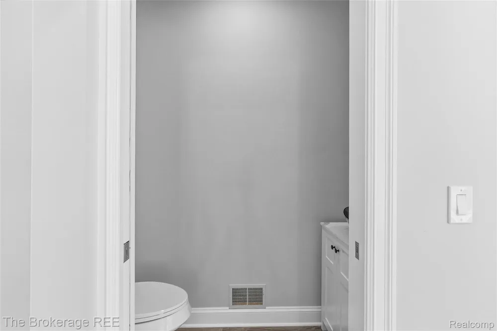 10199 Edgewood Drive Grand Blanc Charter Township, MI 48439