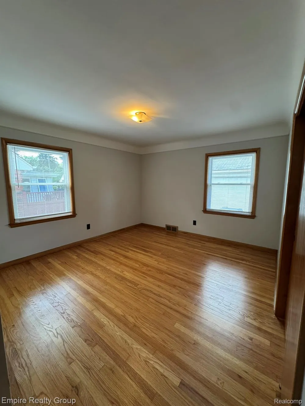 3554 Linden Street Dearborn City, MI 48124