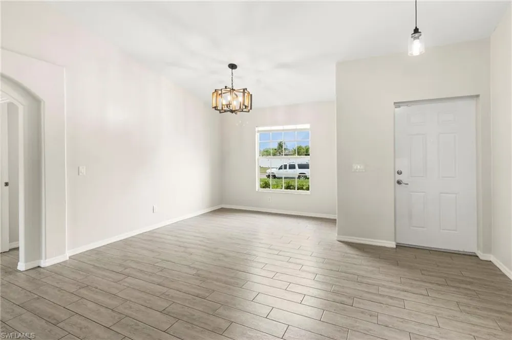 1810 SW 22nd Terrace Cape Coral, FL 33991