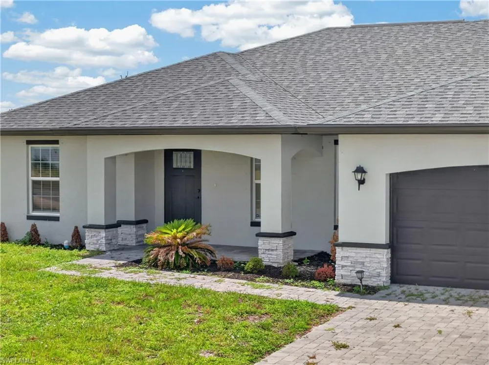 4238 NW 34th Lane Cape Coral, FL 33993