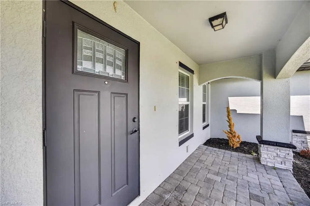 4238 NW 34th Lane Cape Coral, FL 33993