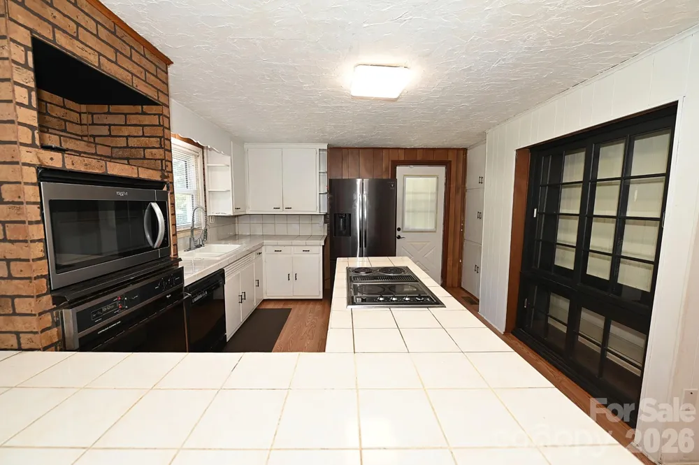 5190 Hidden Acres Lane Granite Falls, NC 28630