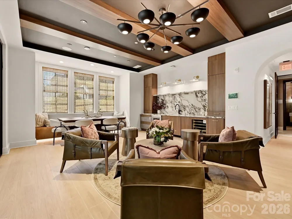 409 Queens Road #303 Charlotte, NC 28207