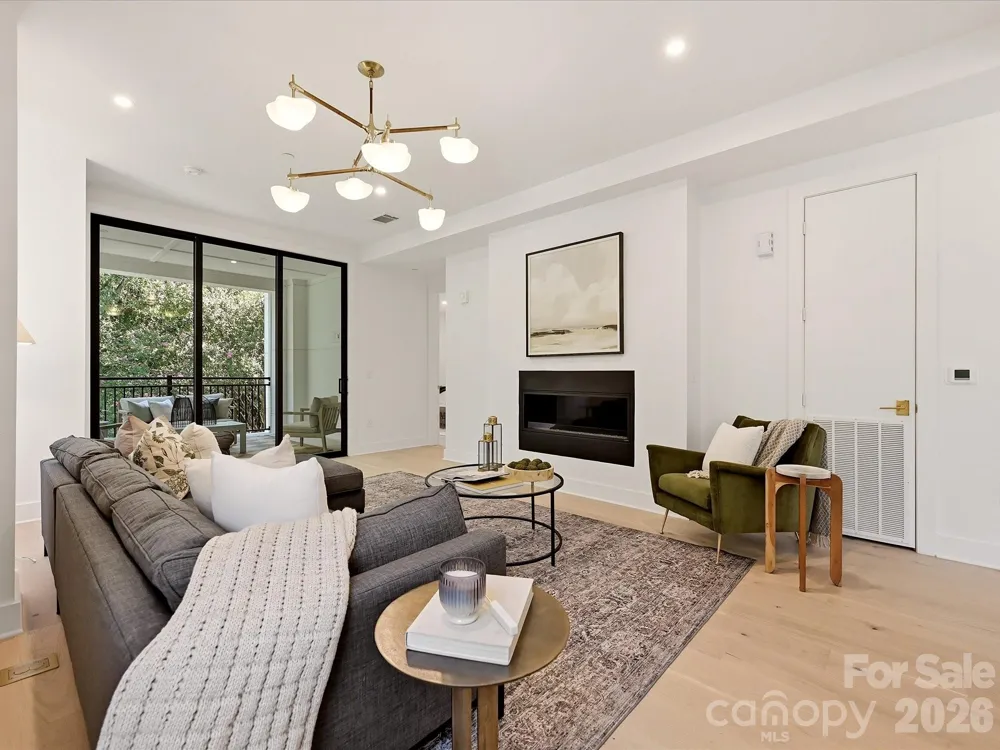 409 Queens Road #303 Charlotte, NC 28207