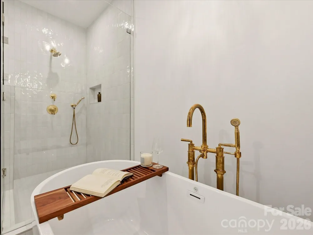 409 Queens Road #303 Charlotte, NC 28207