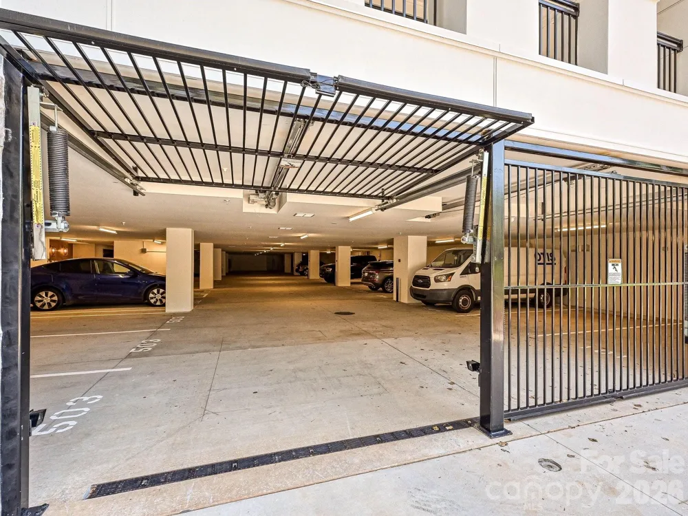409 Queens Road #303 Charlotte, NC 28207