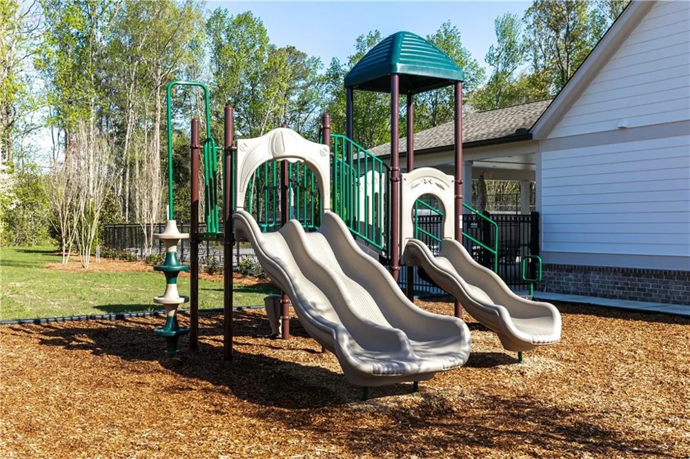 2845 Beacon Bend Crossing Lawrenceville, GA 30043