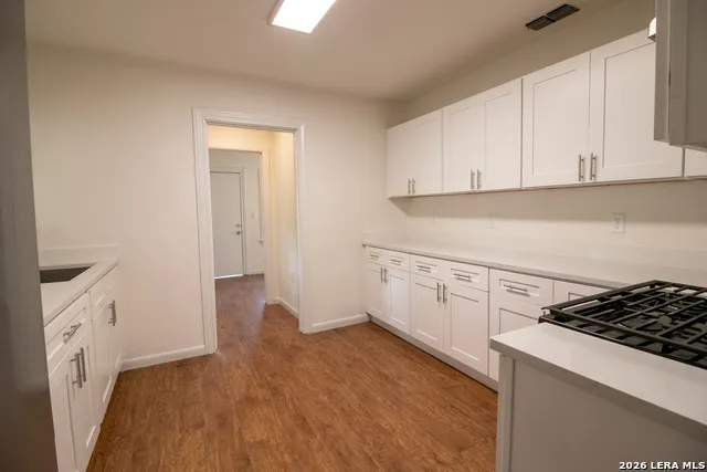 1235 Sims Ave San Antonio, TX 78225