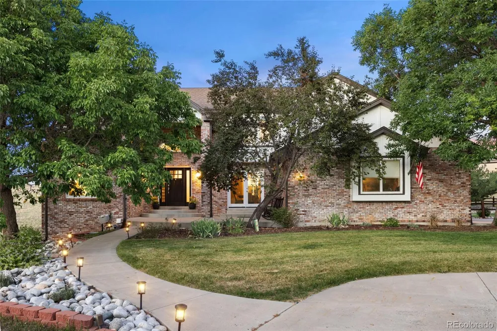 19227 E Costilla Place Centennial, CO 80016