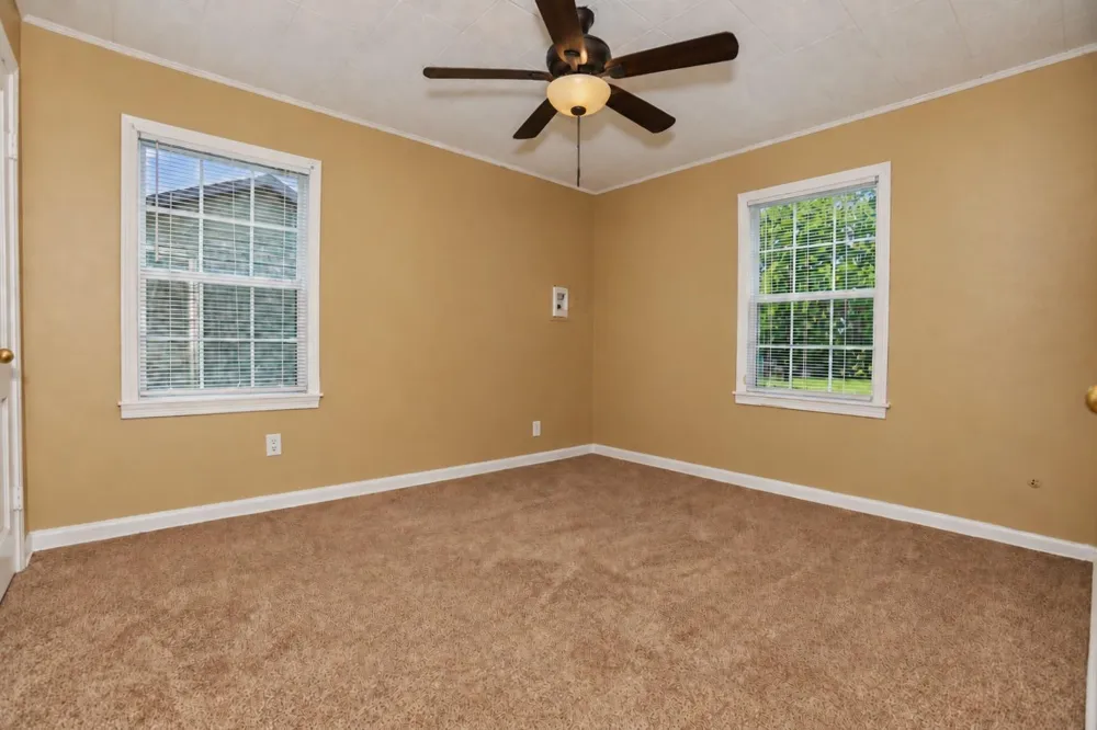 127 Holly Street Lake Jackson, TX 77566