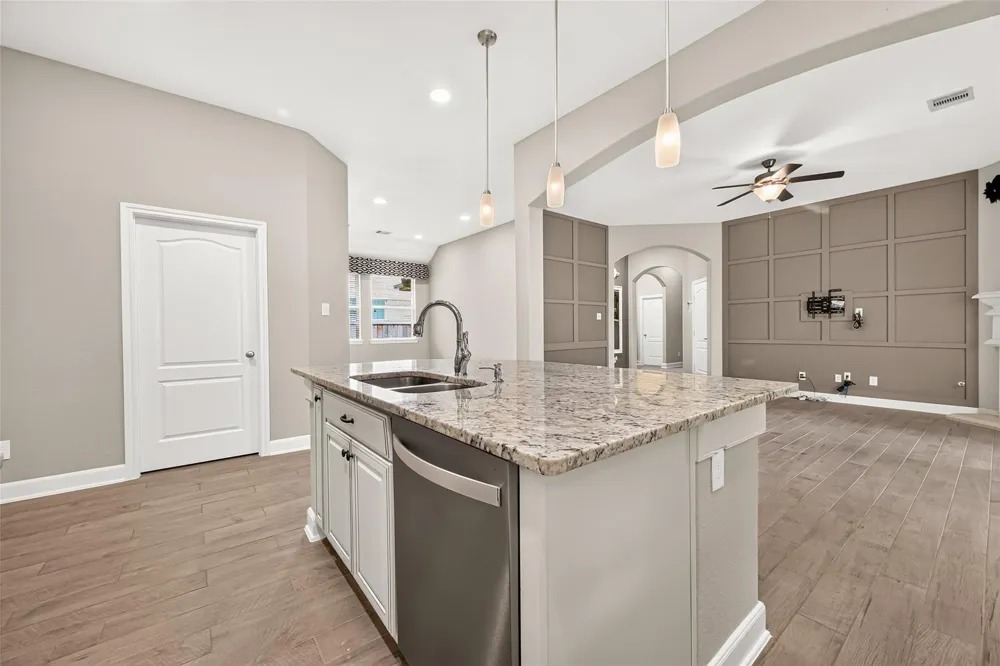 19 Dawson Woods Court The Woodlands, TX 77354