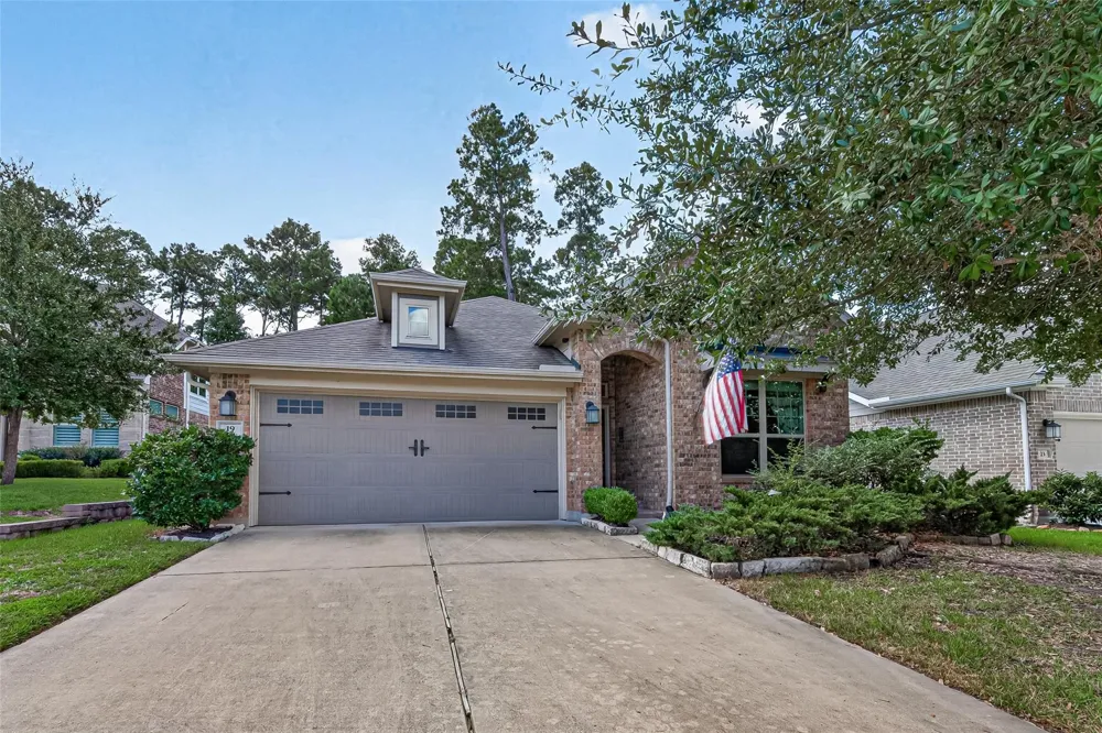 19 Dawson Woods Court The Woodlands, TX 77354