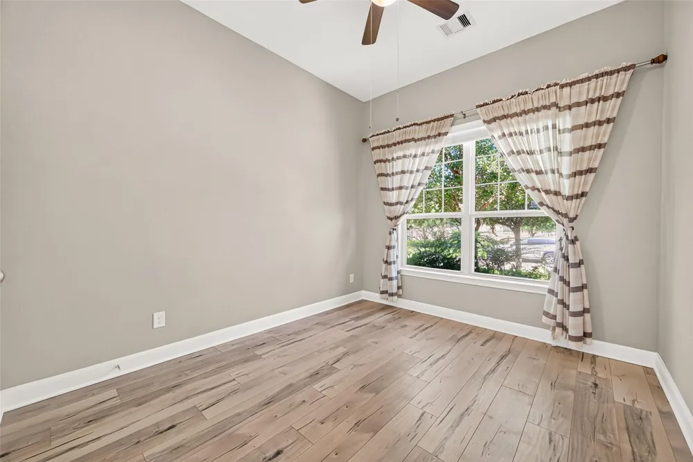 19 Dawson Woods Court The Woodlands, TX 77354