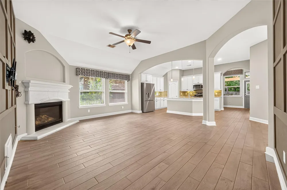 19 Dawson Woods Court The Woodlands, TX 77354