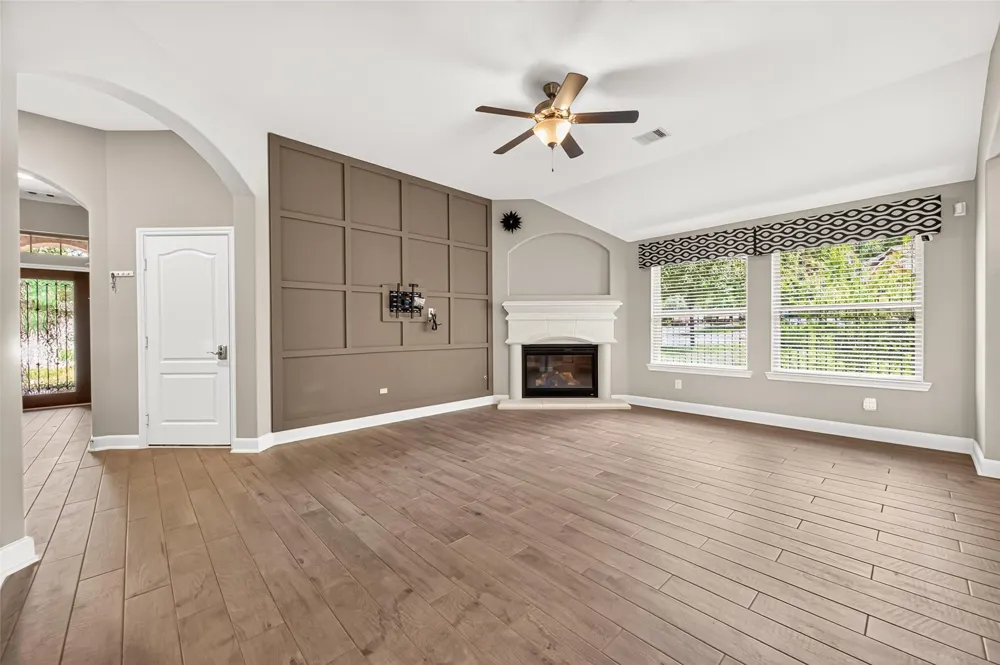 19 Dawson Woods Court The Woodlands, TX 77354