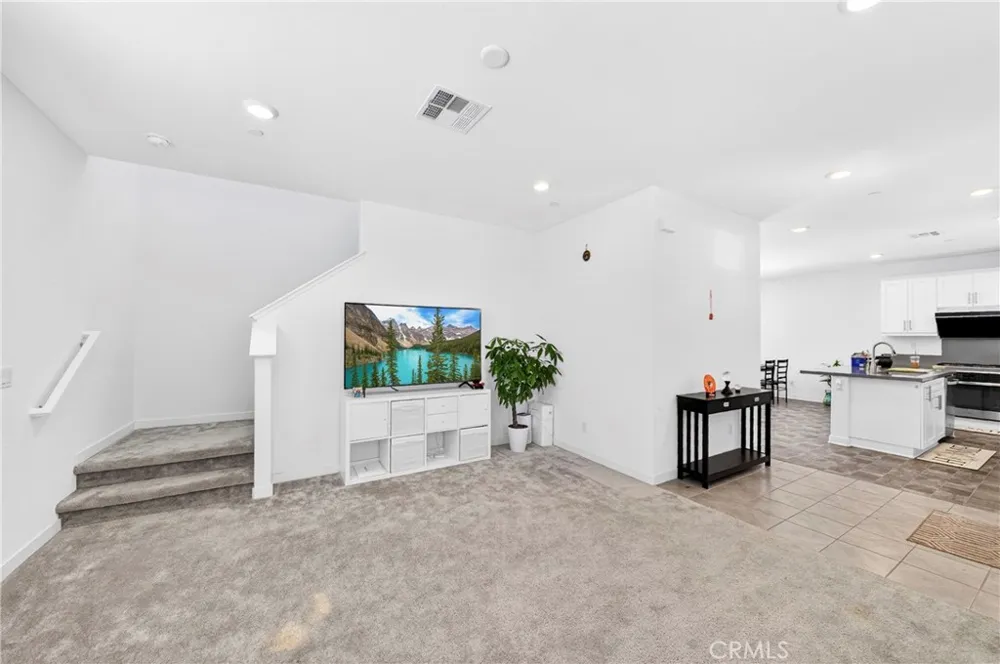 3662 S Basanite Ontario, CA 91761