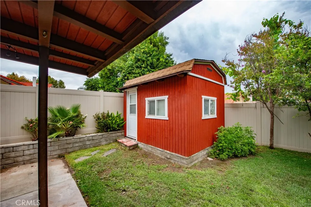 27872 Wakefield Road Castaic, CA 91384